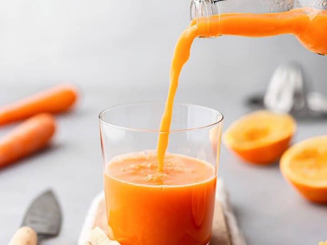 5 loại nước ép màu cam giàu vitamin A và vitamin C giúp da mịn màng, mắt sáng khỏe - Ảnh 2.