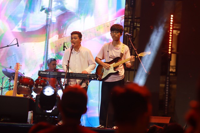 LẠNH Band: &quot;Chúng tôi xuất phát từ chơi nhạc cụ, muốn tạo ra các giai điệu từ chính nhạc cụ mình chơi, thực tế và không ảo&quot; - Ảnh 7.