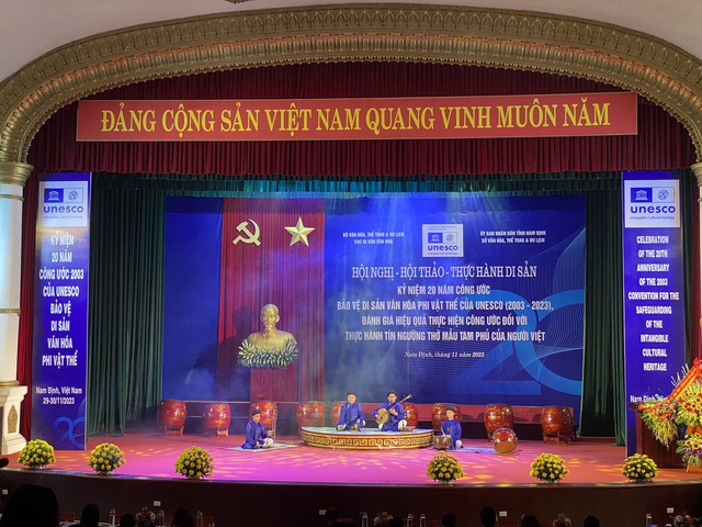 Thực hành di sản ở Việt Nam sau 20 năm tham gia công ước Bảo vệ Di sản văn hóa phi vật thể của UNESCO  - Ảnh 4.