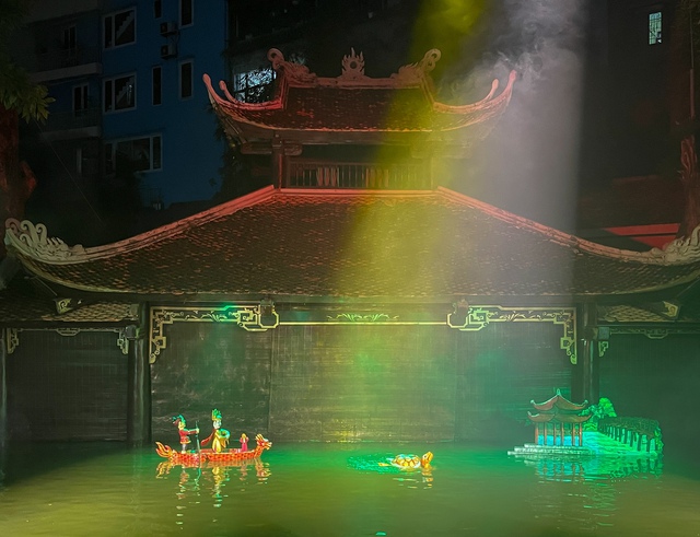 Kể chuyện Hoàng thành Thăng Long qua ngôn ngữ nghệ thuật múa rối nước - Ảnh 4.