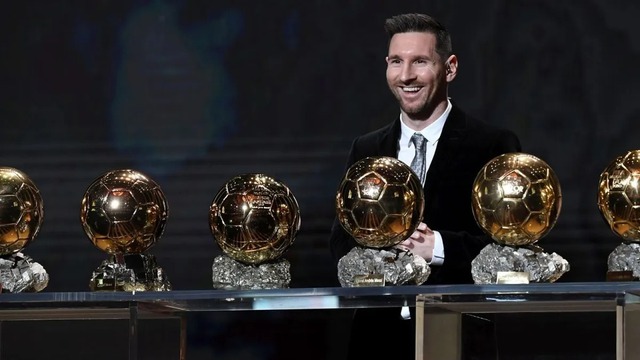 Cuộc đua Quả bóng vàng 2024: Messi, Ronaldo và dàn sao cần làm gì để chiến thắng - Ảnh 1.