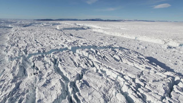 Sông băng ở Greenland tan chảy đe dọa mực nước biển dâng đáng kể - Ảnh 2.