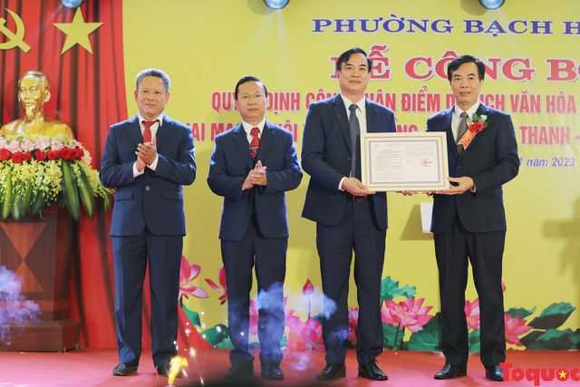 Phú Thọ công bố quyết định công nhận Điểm du lịch văn hoá cộng đồng Bạch Hạc - Ảnh 1.