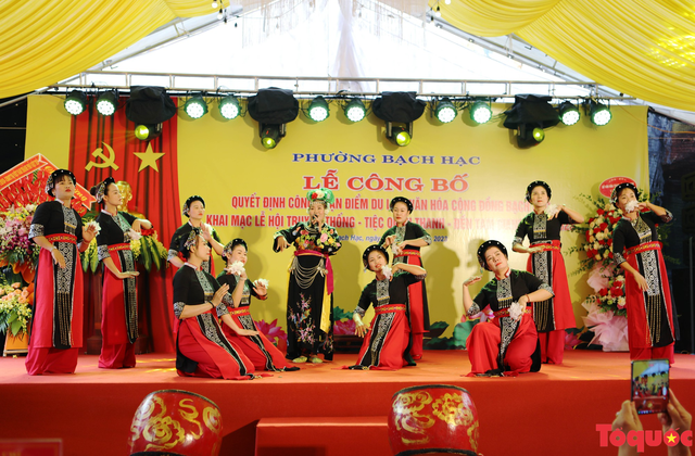 Phú Thọ công bố quyết định công nhận Điểm du lịch văn hoá cộng đồng Bạch Hạc - Ảnh 2.