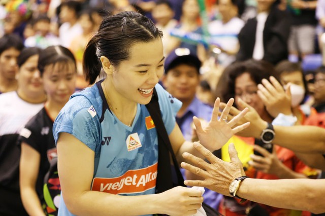 Hot girl cầu lông Nguyễn Thùy Linh: &quot;Ngôi sao cô đơn&quot; vươn mình rực rỡ, thăng tiến thần tốc lọt top 20 tay vợt nữ xuất sắc nhất thế giới - Ảnh 6.