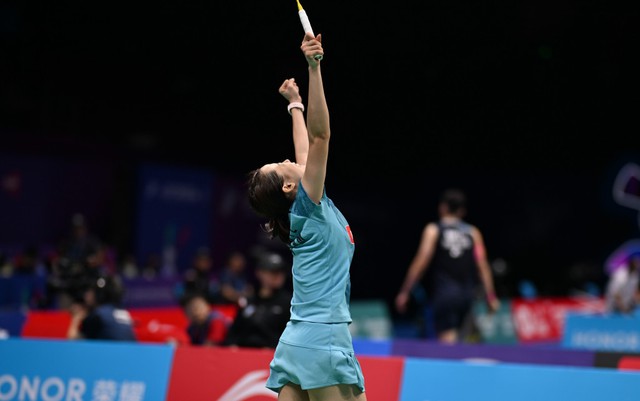 Hot girl cầu lông Nguyễn Thùy Linh: &quot;Ngôi sao cô đơn&quot; vươn mình rực rỡ, thăng tiến thần tốc lọt top 20 tay vợt nữ xuất sắc nhất thế giới - Ảnh 2.