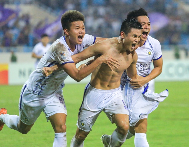 Không phải Quang Hải, Văn Hậu đây mới là cầu thủ có giá trị chuyển nhượng cao bậc nhất đội tuyển Việt Nam - Ảnh 2.