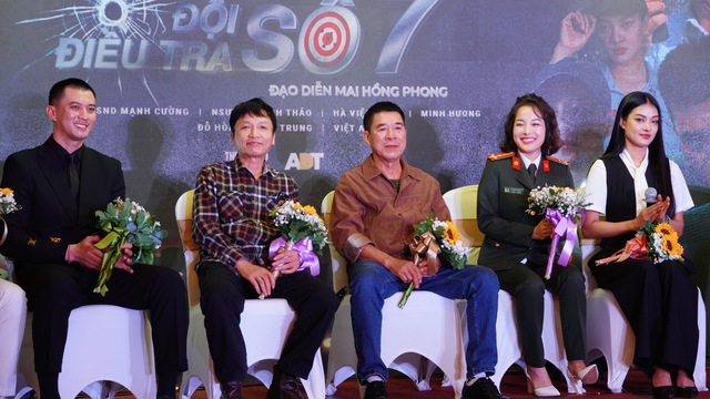 Thượng úy Minh Hương vào vai công an trong phim &quot;Đội điều tra số 7&quot;, loạt vụ án có thật sắp được lên sóng - Ảnh 2.