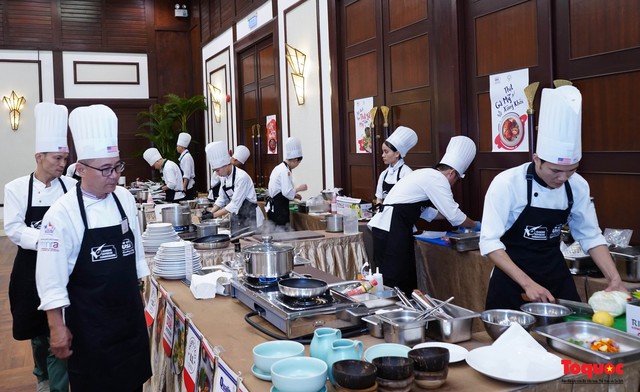 Hơn 40 đầu bếp tranh tài tại “Cuộc thi đầu bếp tài năng Đà Nẵng 2023” - Ảnh 4.
