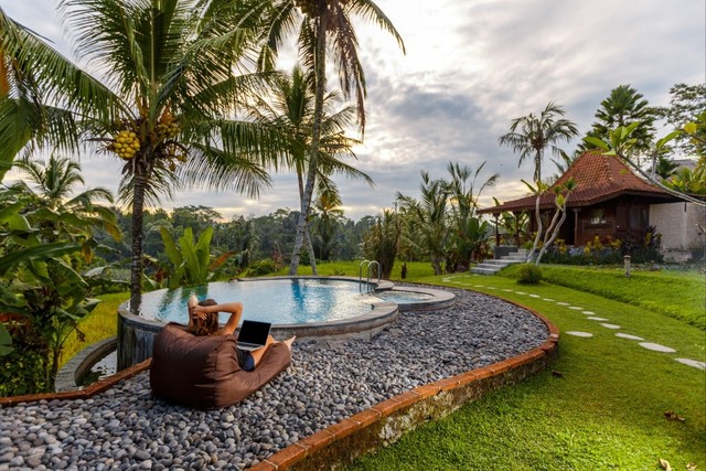 Cách Bali &quot;đánh cược&quot; vào trải nghiệm chăm sóc sức khỏe và ẩm thực bền vững phát triển du lịch - Ảnh 1.