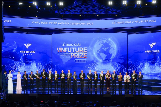 Tinh hoa nghệ thuật toàn cầu hội tụ tại Lễ trao giải KHCN danh giá VinFuture 2023 - Ảnh 1.