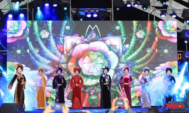 Đà Nẵng: Nhiều hoạt động văn hóa nghệ thuật đặc sắc chào năm mới 2024 - Ảnh 1.