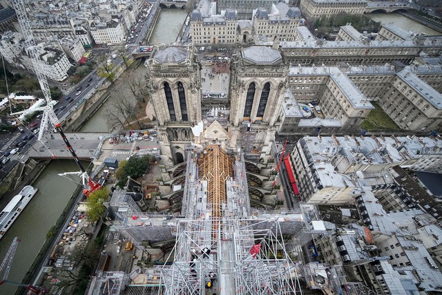 Bên trong đại công trình trùng tu Nhà thờ Đức Bà Paris trị giá 760 triệu USD - Ảnh 3.