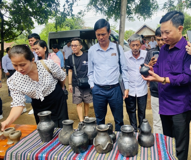 Đẩy mạnh phát triển du lịch văn hóa huyện Lắk - Ảnh 3.