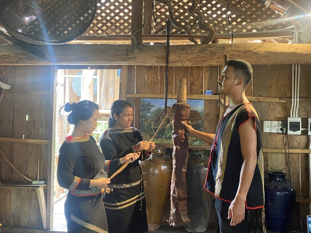 Đẩy mạnh phát triển du lịch văn hóa huyện Lắk - Ảnh 2.