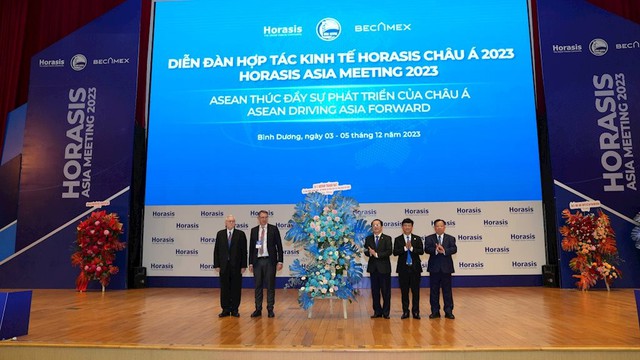 Bình Dương: Khai mạc Diễn đàn hợp tác kinh tế Horasis Châu Á 2023 - Ảnh 5.