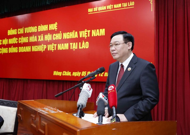 Chuỗi hoạt động tiếp theo của Chủ tịch Quốc hội Vương Đình Huệ tại Lào - Ảnh 2.