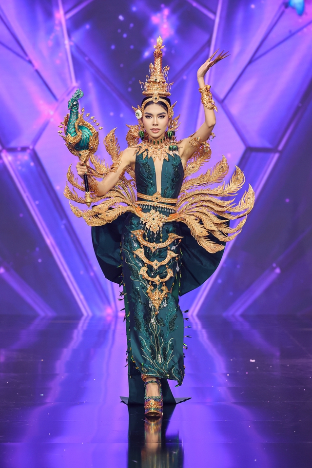Bán kết Miss Charm sau sự cố hoãn chiếu: Thanh Thanh Huyền trình diễn tròn trịa, dàn thí sinh rực rỡ trong trang phục dân tộc - Ảnh 15.