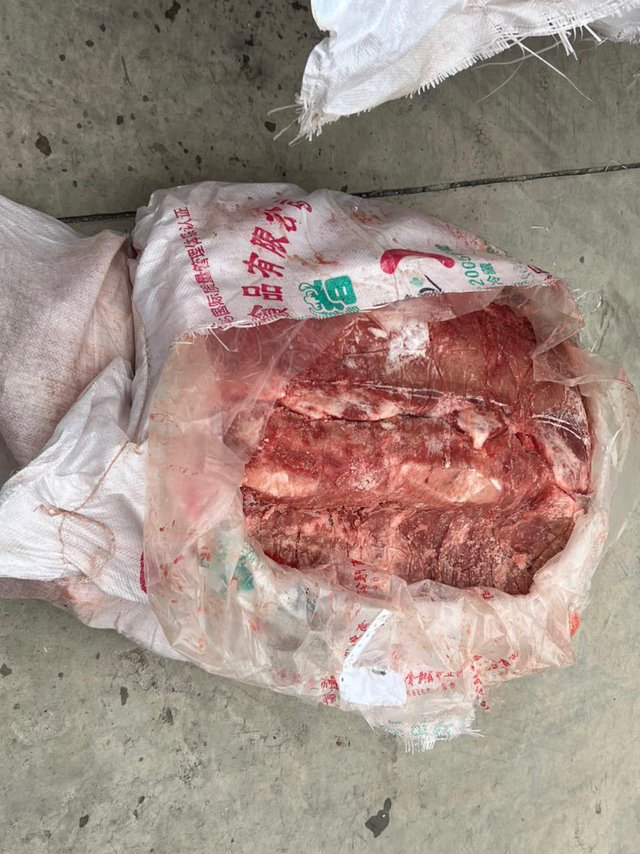 Hà Nội: Thu giữ gần 1 tấn nầm lợn hư hỏng - Ảnh 2.