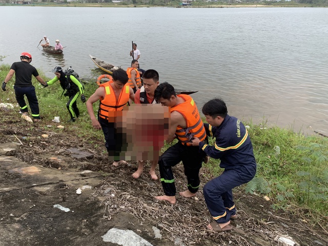 Rủ nhau xuống sông kéo lưới, 1 học sinh đuối nước tử vong - Ảnh 2.