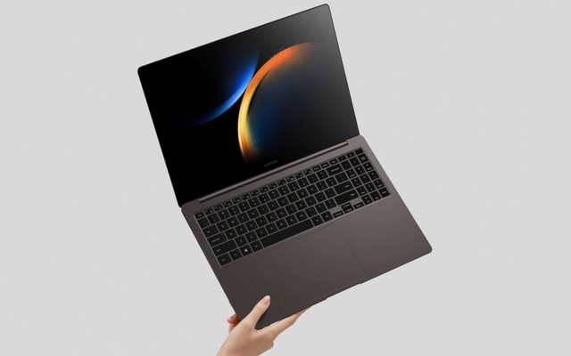 Galaxy Book 3 Ultra: Samsung đưa dòng laptop lợi hại trở lại - Ảnh 1.