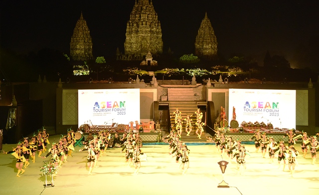 Khai mạc Diễn đàn Du lịch ASEAN 2023: &quot;Hành trình tới những điểm đến tuyệt vời&quot; - Ảnh 1.