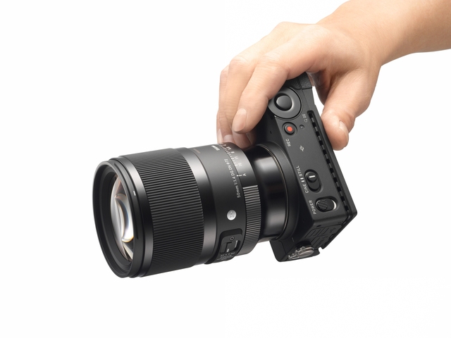 Sigma ra mắt ống kính 50mm F/1.4 Art mới: Gọn nhẹ hơn, lấy nét nhanh hơn, cải thiện chất lượng quang học, giá 20,5 triệu đồng - Ảnh 3.