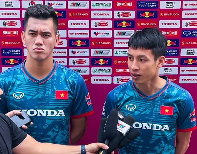 Hùng Dũng: 'Cầu thủ đội tuyển phải học hỏi các em U23 Việt Nam' - Ảnh 1.