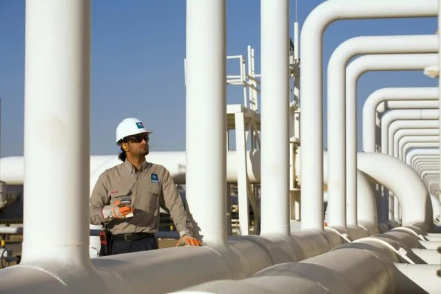 Gã khổng lồ dầu mỏ của Saudi Arabia ghi nhận khoản lãi lịch sử vào năm 2022 - Ảnh 1.