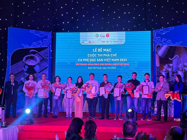 Trao giải Cuộc thi pha chế Cà phê đặc sản Việt Nam 2023 - Ảnh 2.