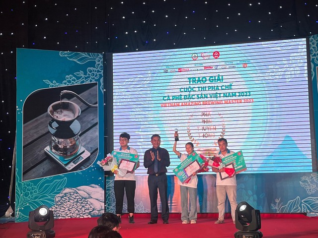 Trao giải Cuộc thi pha chế Cà phê đặc sản Việt Nam 2023 - Ảnh 3.