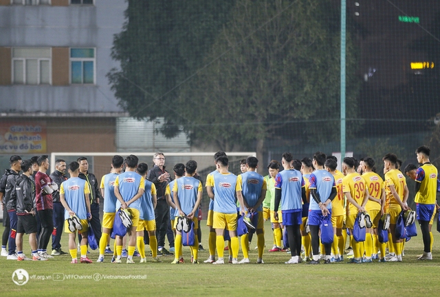 HLV Philippe Troussier chốt danh sách U23 Việt Nam dự giải quốc tế U23 Cup- Doha, Qatar 2023 - Ảnh 1.