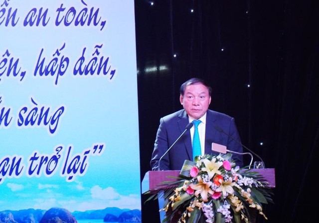 Bộ trưởng Nguyễn Văn Hùng: Bảo đảm đồng bộ, liên kết giữa ngành du lịch với các ngành khác trong chuỗi giá trị - Ảnh 1.
