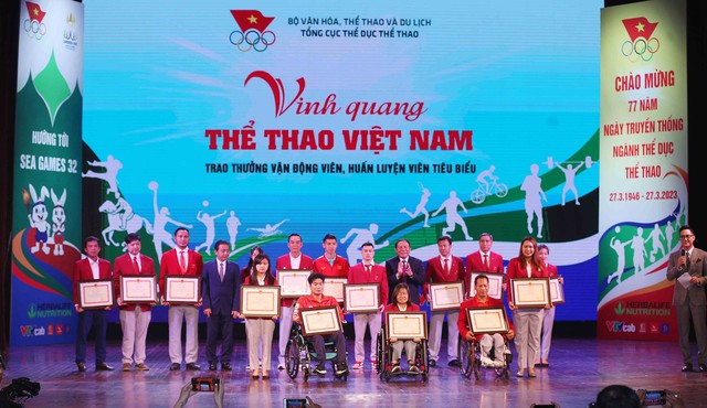 Vinh quang thể thao: Tôn vinh những VĐV, HLV tiêu biểu, xuất sắc của thể thao Việt Nam - Ảnh 3.