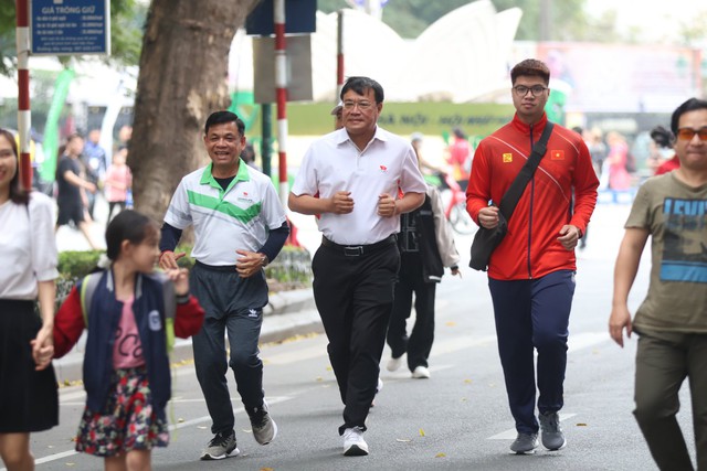 Vinh quang thể thao: Tôn vinh những VĐV, HLV tiêu biểu, xuất sắc của thể thao Việt Nam - Ảnh 7.