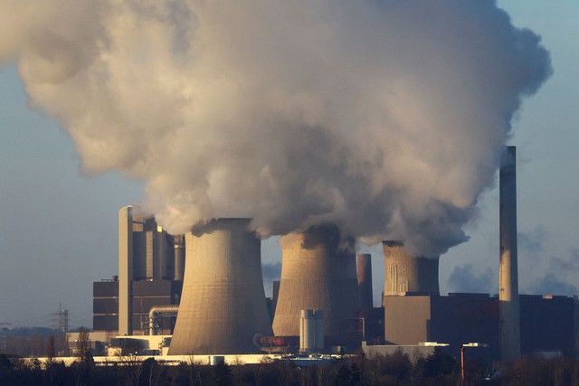 Lượng khí thải carbon toàn cầu sẽ đạt mức cao kỷ lục vào năm 2022 - Ảnh 1.