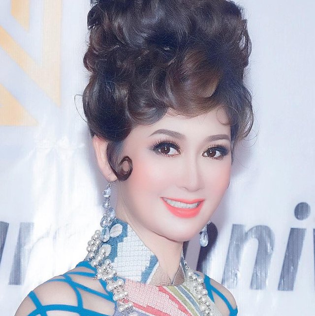 Cuộc sống của Hoa hậu Đàm Lưu Ly sau 28 năm đăng quang: 50 vẫn trẻ đẹp, không muốn nói tới hôn nhân - Ảnh 1.