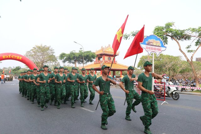 Thừa Thiên Huế: Hơn 1.700 người tham gia Ngày chạy Olympic vì sức khỏe toàn dân - Ảnh 4.