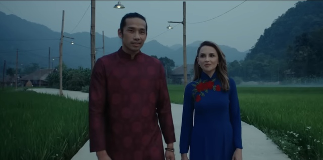 Việt Nam xuất hiện đẹp nức nở ở phim Hollywood mới, nữ chính còn mặc áo dài thướt tha - Ảnh 13.
