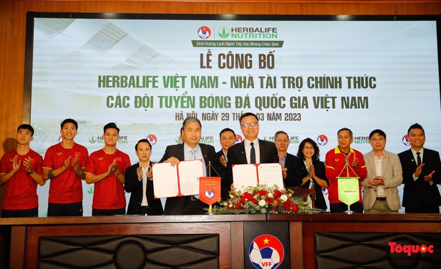 Liên đoàn bóng đá Việt Nam công bố nhà tài trợ chính thức các đội tuyển bóng đá quốc gia - Ảnh 2.