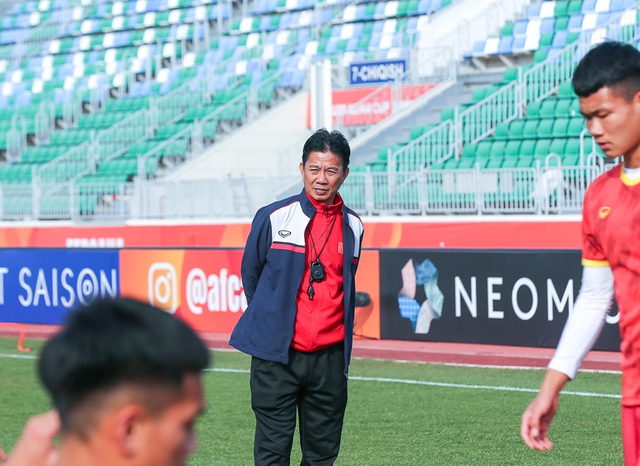 U20 Việt Nam bảo toàn lực lượng trước trận đấu với U20 Qatar - Ảnh 2.