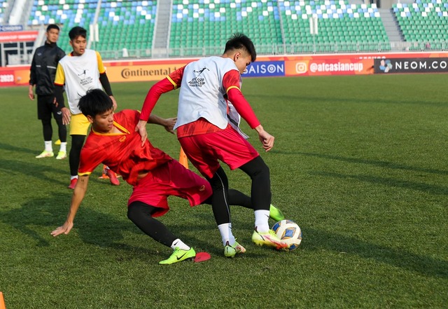 U20 Việt Nam bảo toàn lực lượng trước trận đấu với U20 Qatar - Ảnh 6.