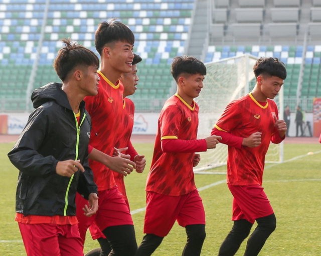 U20 Việt Nam bảo toàn lực lượng trước trận đấu với U20 Qatar - Ảnh 5.