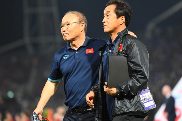 &quot;Tôi không nghĩ ông Park về V.League vì mối duyên với bóng đá Việt Nam đã đủ viên mãn rồi!&quot; - Ảnh 1.