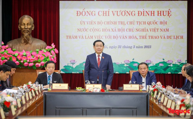 Tháo gỡ những điểm nghẽn về thể chế để phát triển văn hoá, thể thao và du lịch - Ảnh 2. Tháo gỡ những điểm nghẽn về thể chế để phát triển văn hoá, thể thao và du lịch - Ảnh 2.