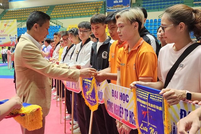 Hơn 1.000 VĐV tham dự Giải Taekwondo học sinh, sinh viên toàn quốc lần thứ I năm 2023 - Ảnh 4.