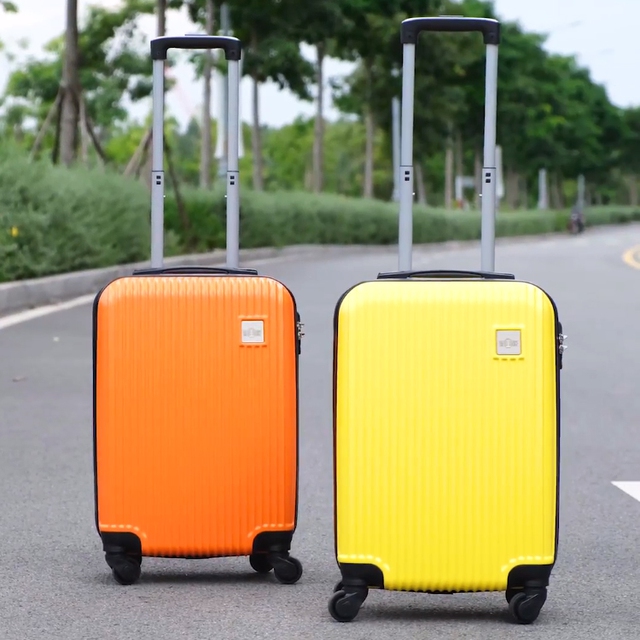 Du lịch hè không thể thiếu 1 bảo bối tiện lợi: vừa ''đựng cả thế giới'' vừa có thể làm ghế ngồi khi cần - Ảnh 3.