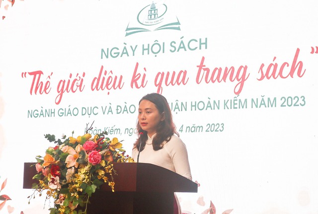 Tưng bừng Ngày hội sách ngành giáo dục quận Hoàn Kiếm năm 2023 - Ảnh 1.