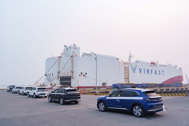 Vinfast xuất khẩu 1.879 xe VF8 tiếp theo tới Bắc Mỹ - Ảnh 3.