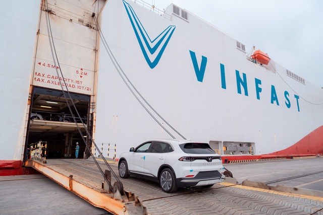Chuyến tàu thứ 2 chở 1.879 xe điện VinFast VF8 lên đường, hai mẫu VF 6 và VF 7 cũng sẽ sớm mở bán - Ảnh 1.